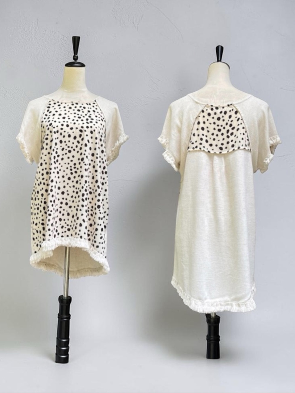 Umgee Linen Blend Fringe Trim Print Tunic in Cream & Black Size Small